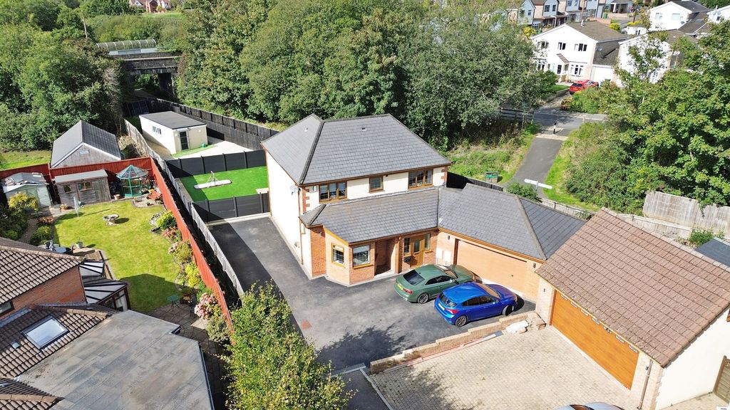 Property photo 1 of 35 Main Image