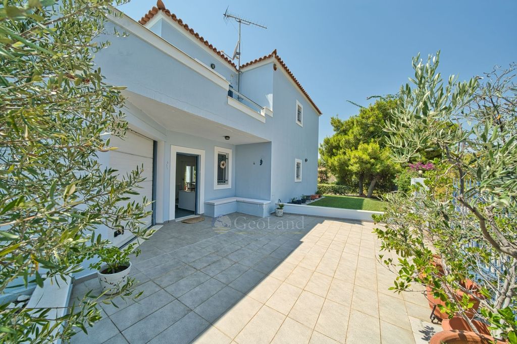 Property photo 2 of 52