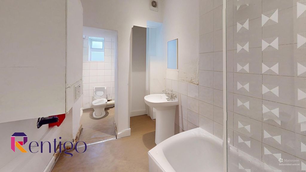 Property photo 3 of 11 Image