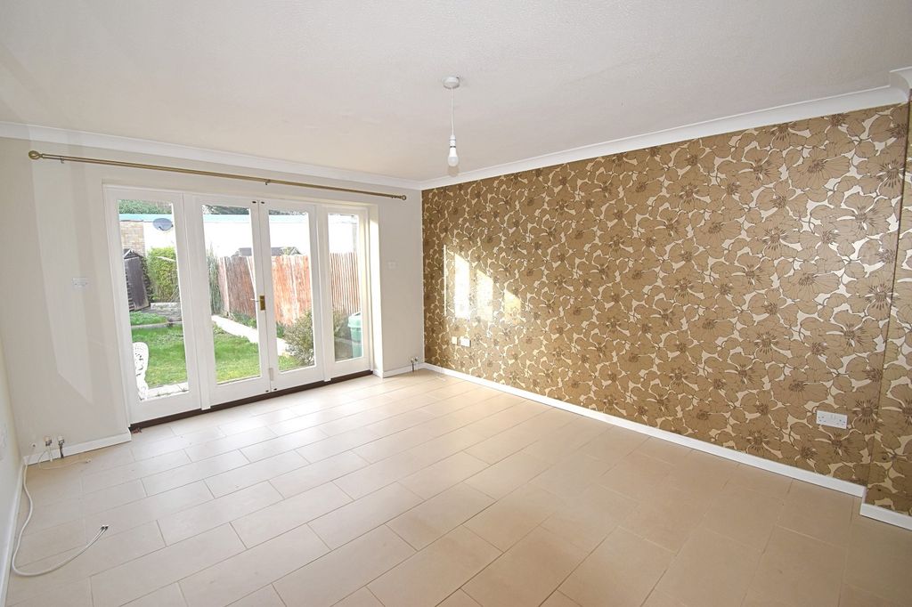 Property photo 2 of 14 Not Specified