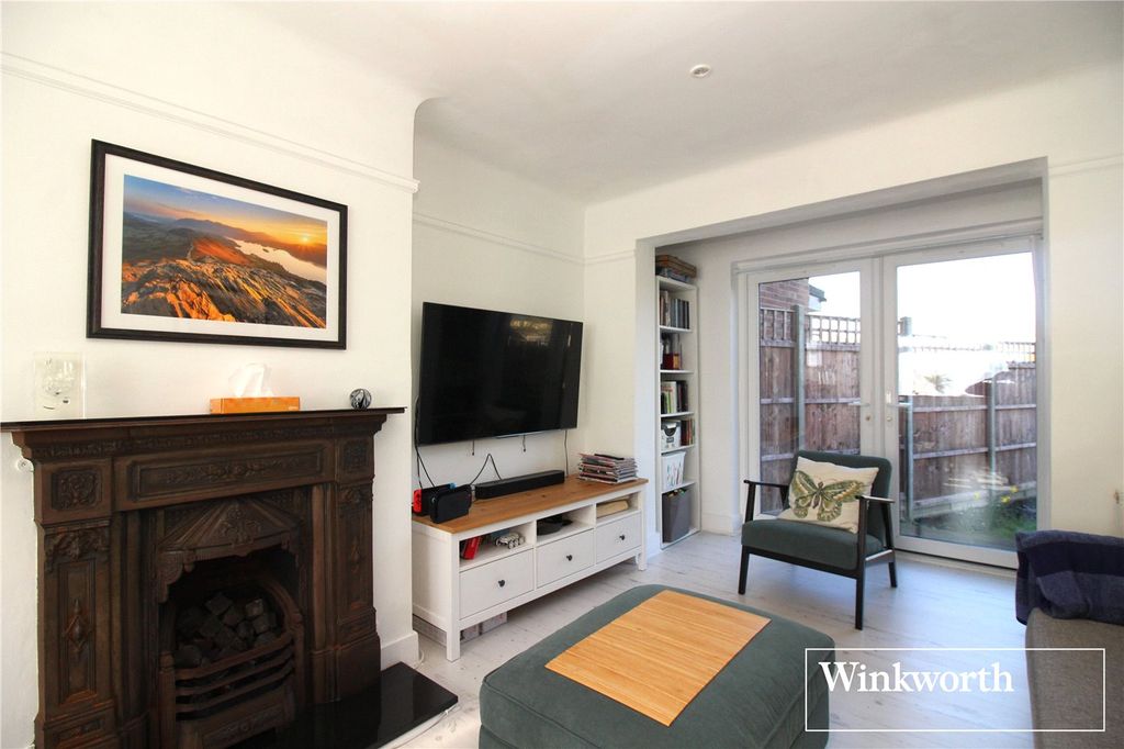 Property photo 3 of 15 Picture No. 16