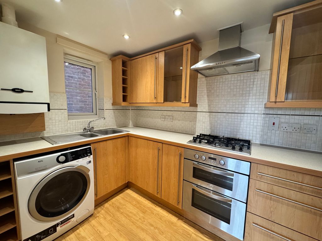 Property photo 3 of 11 Img_1772