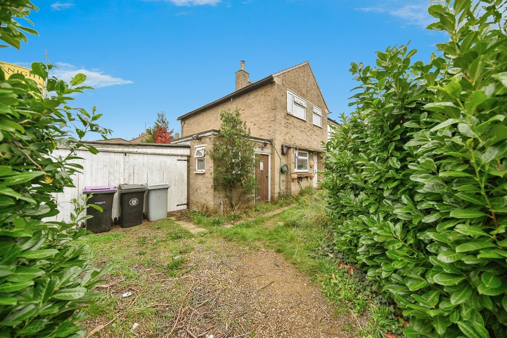 Property photo 1 of 4