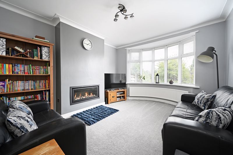 Property photo 2 of 23 Living Room