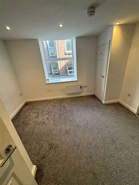 Property photo 1 of 5 Picture No. 05