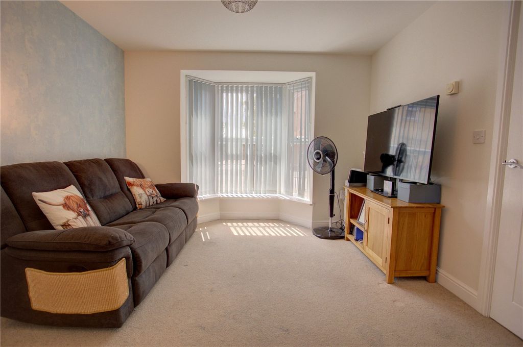 Property photo 3 of 16 Picture No. 16