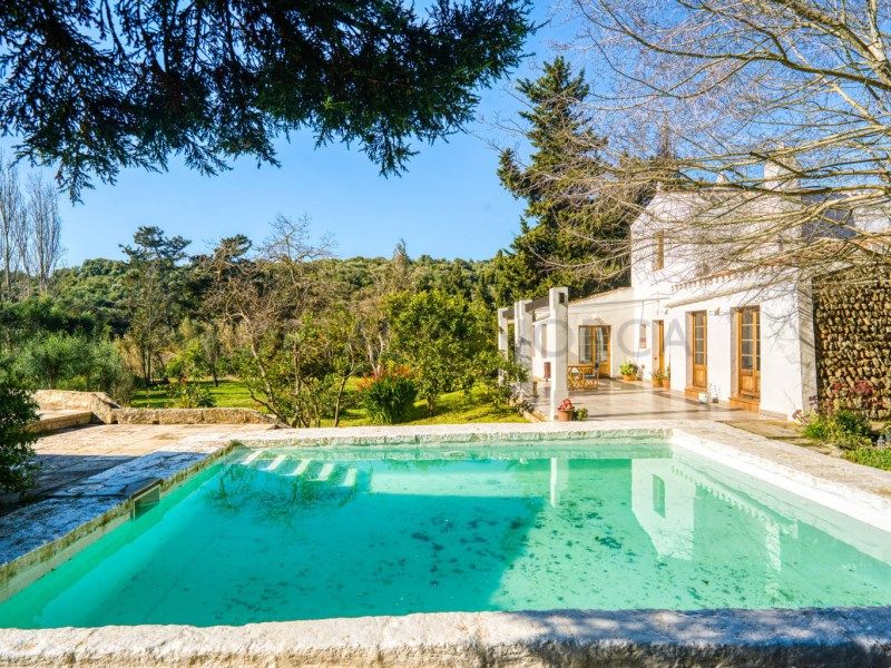 Property photo 2 of 43