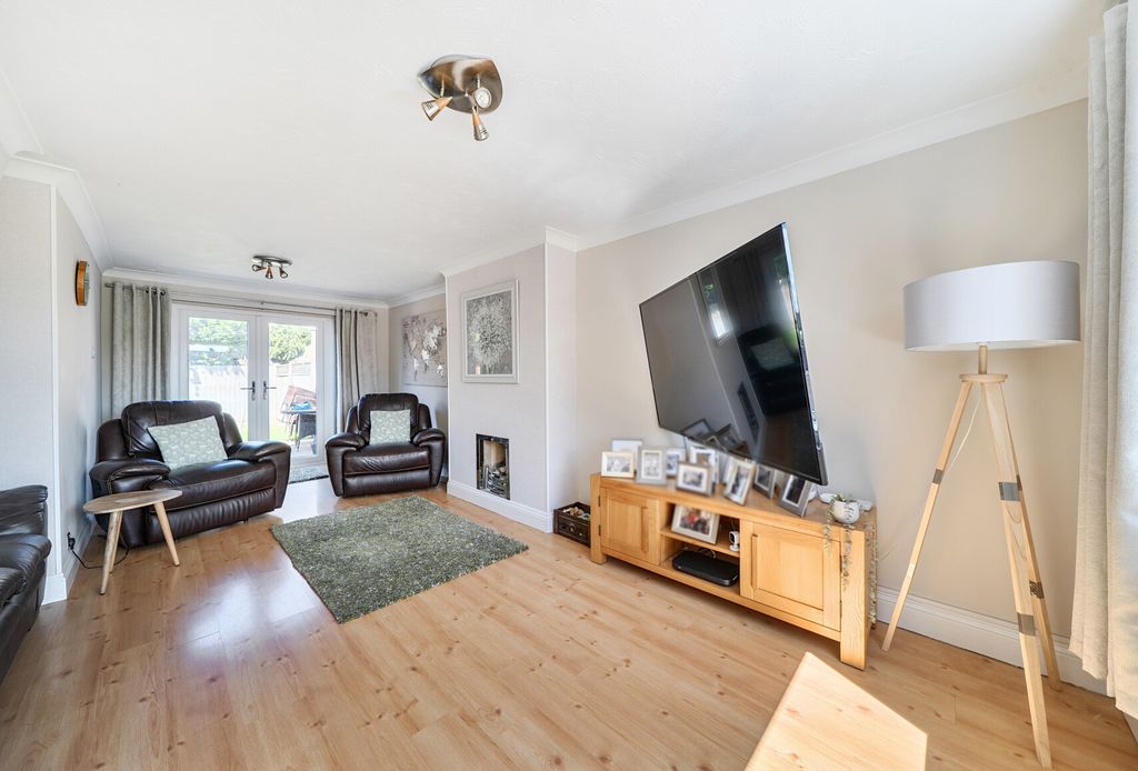 Property photo 2 of 10 1465726-1-6A19c6B...