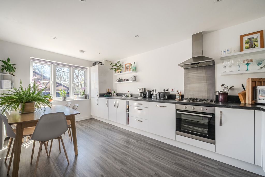 Property photo 2 of 21 1424362-21-69Bab1...