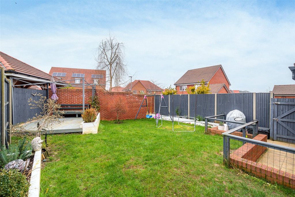 Property photo 2 of 11 Picture No. 10