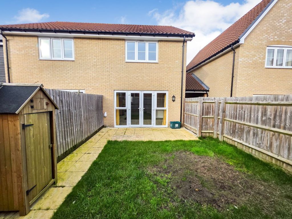 Property photo 2 of 12