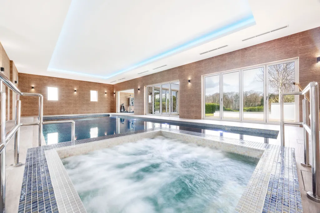 Property photo 2 of 42