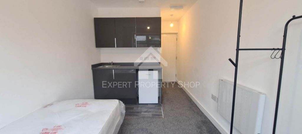 Property photo 2 of 3