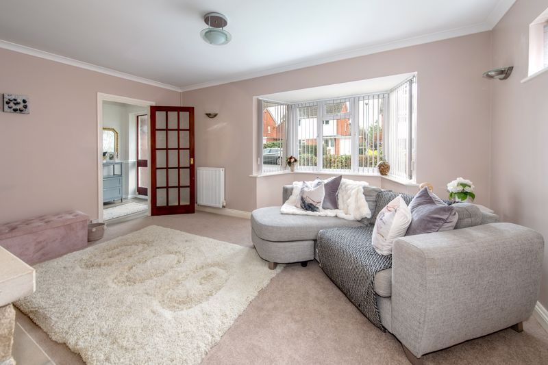 Property photo 3 of 22 Sitting Room