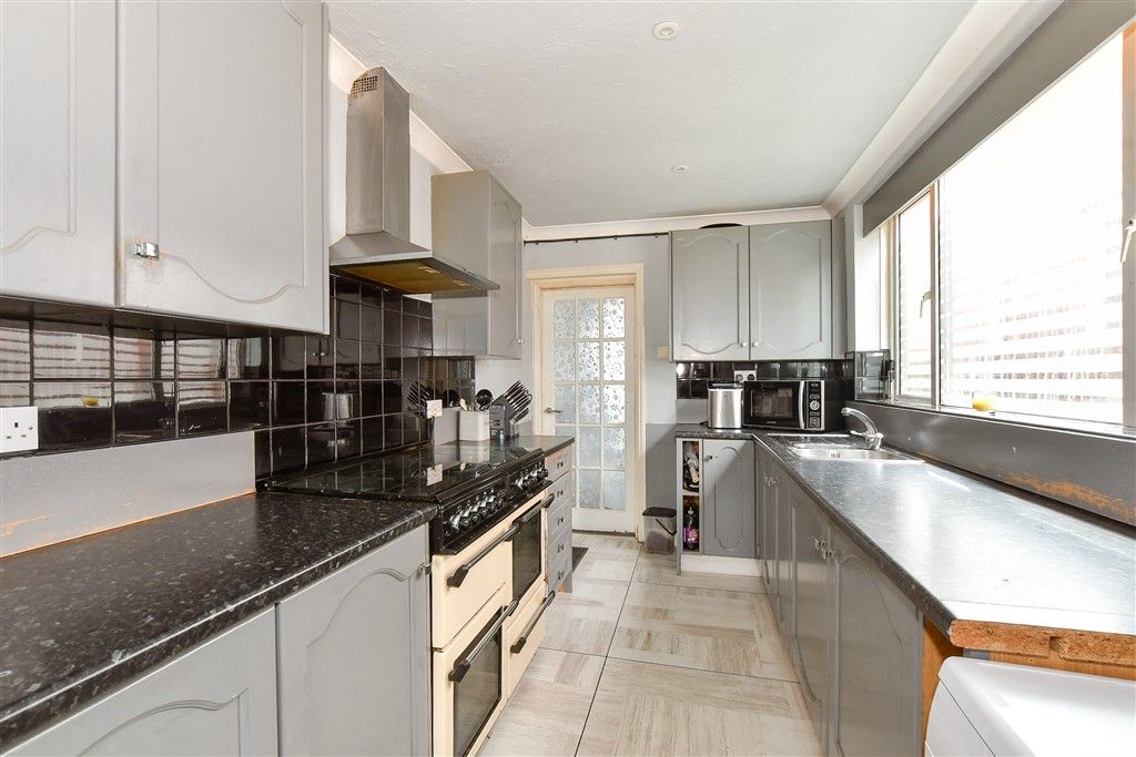 Property photo 1 of 15 Kitchen