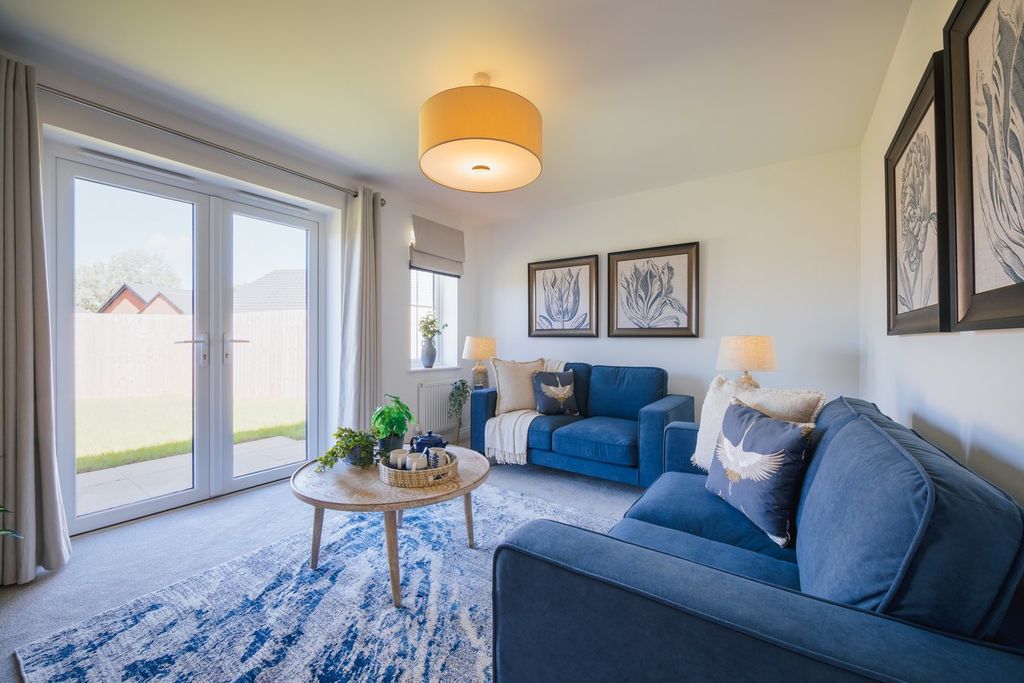 Property photo 2 of 17