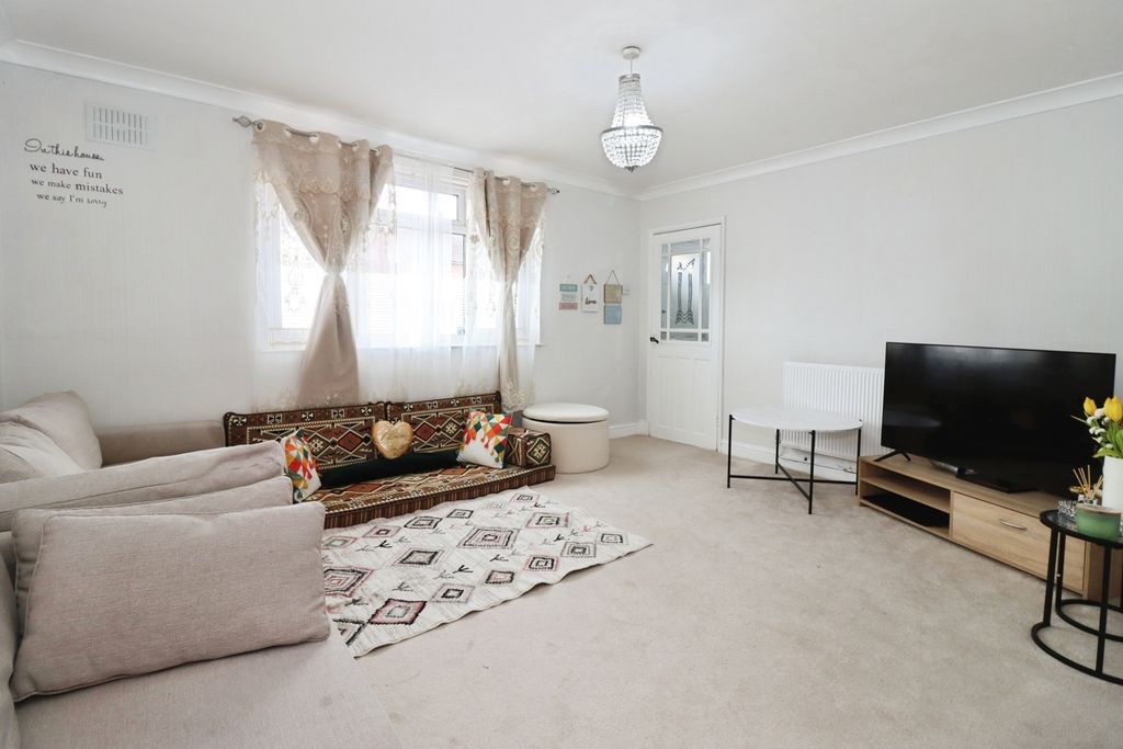 Property photo 1 of 19 Pbox-Img.Jpg