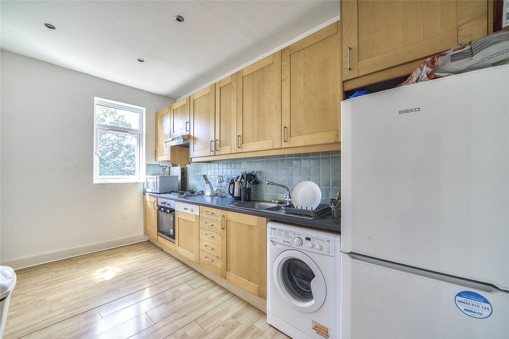 Property photo 3 of 17 Picture No. 38