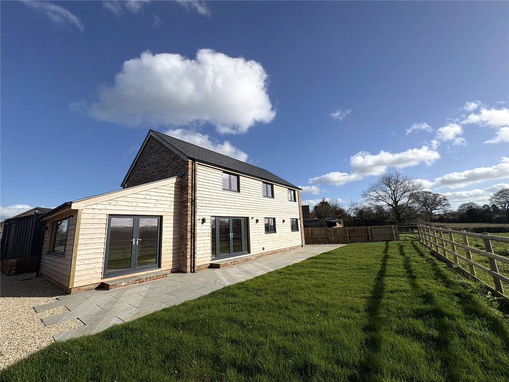 Property photo 1 of 24 Picture No. 25