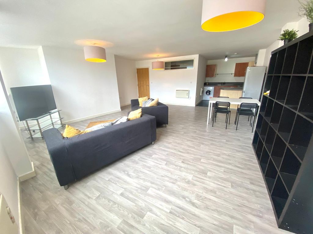 Property photo 2 of 11 Gallery