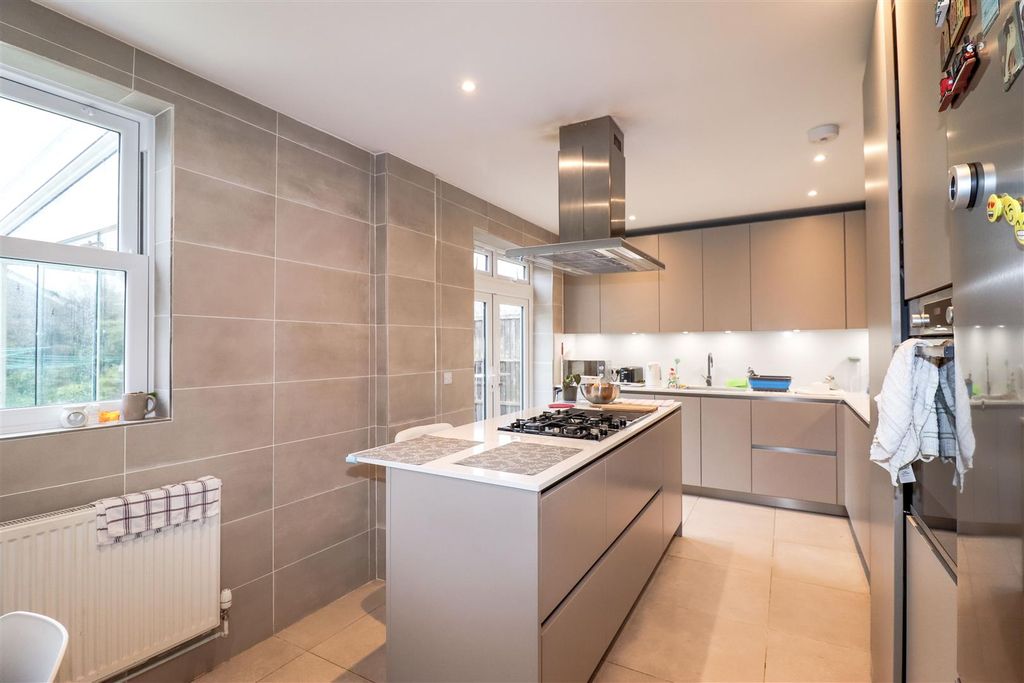 Property photo 3 of 10 Ktc_Img_1183.Jpg