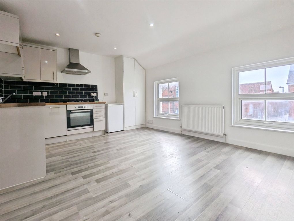 Property photo 2 of 8 Picture No. 05