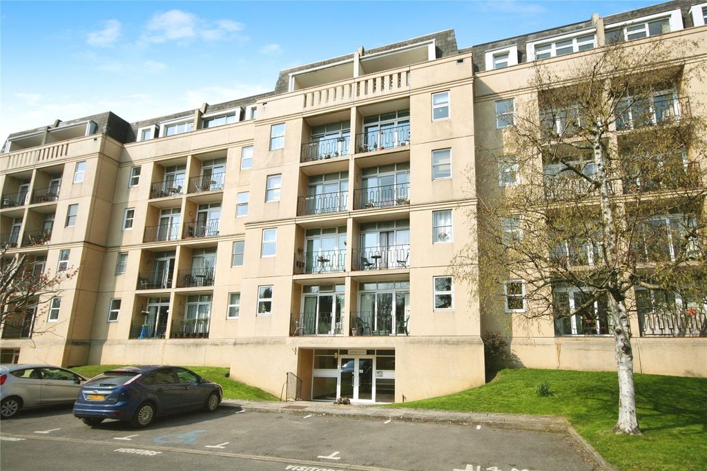 Property photo 2 of 10 Picture No. 23