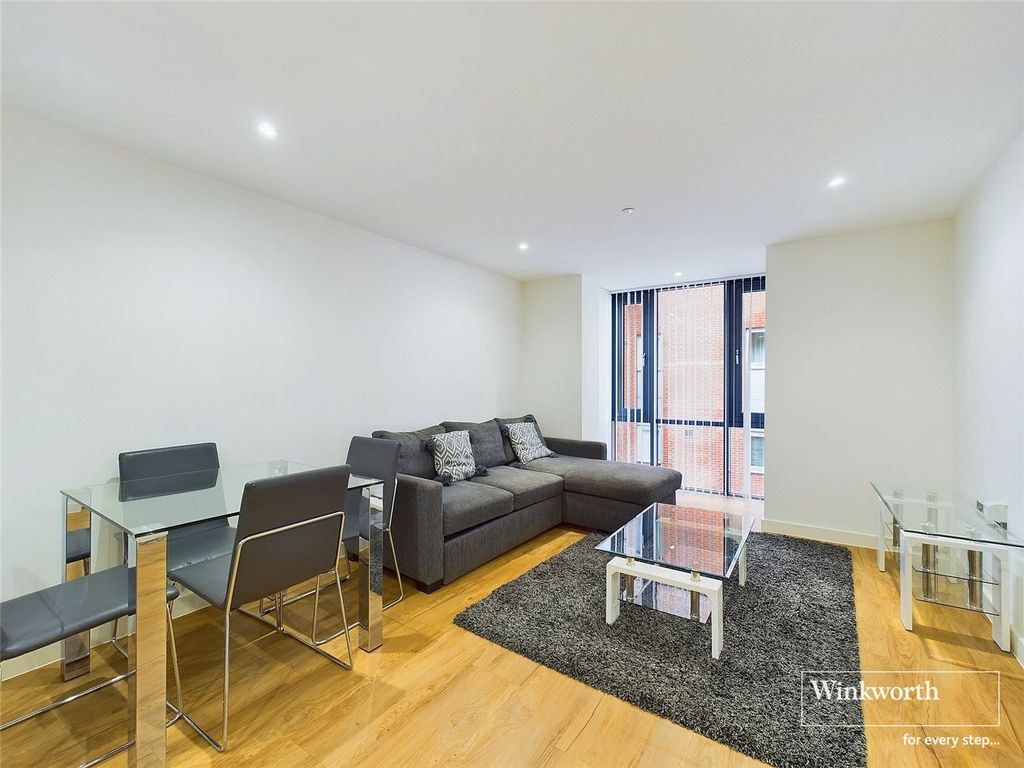 Property photo 3 of 11 Picture No. 21