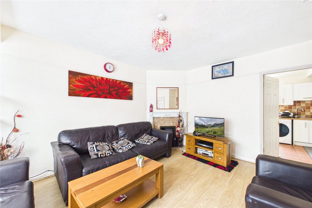 Property photo 3 of 12 Picture No. 09
