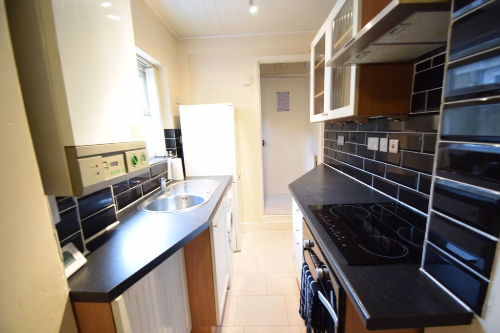 Property photo 3 of 8 2858123