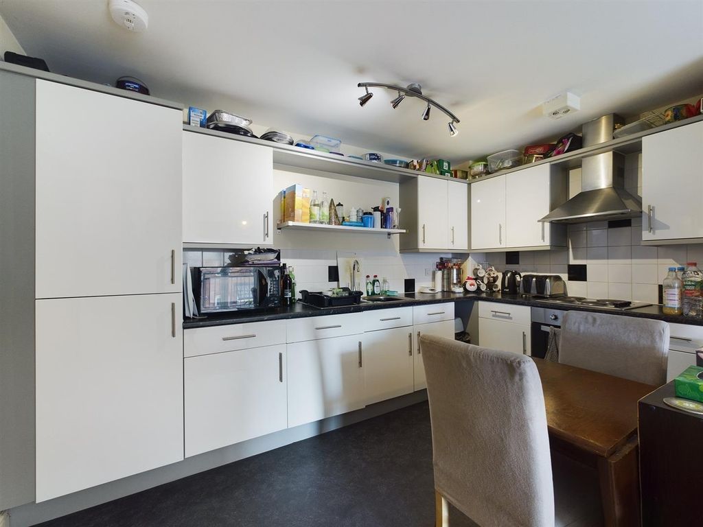 Property photo 3 of 7 3.Jpg