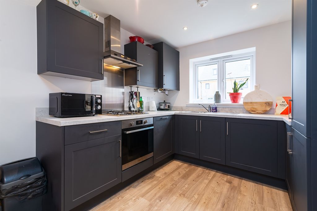 Property photo 3 of 13 Kitchen Diner