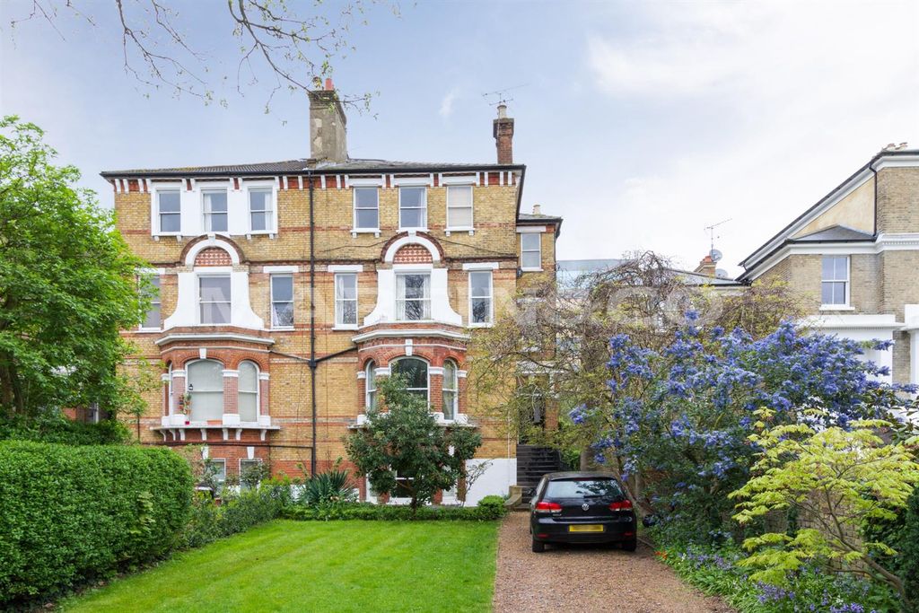 Property photo 1 of 7