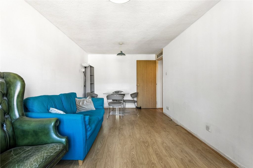 Property photo 2 of 13 Picture No. 03