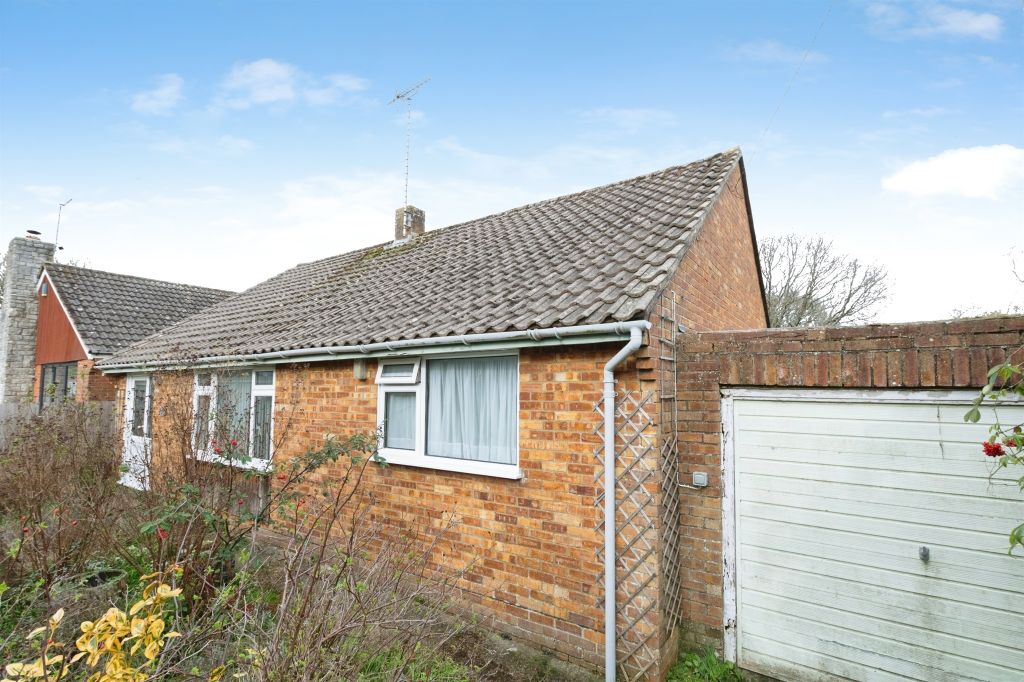 Property photo 1 of 26