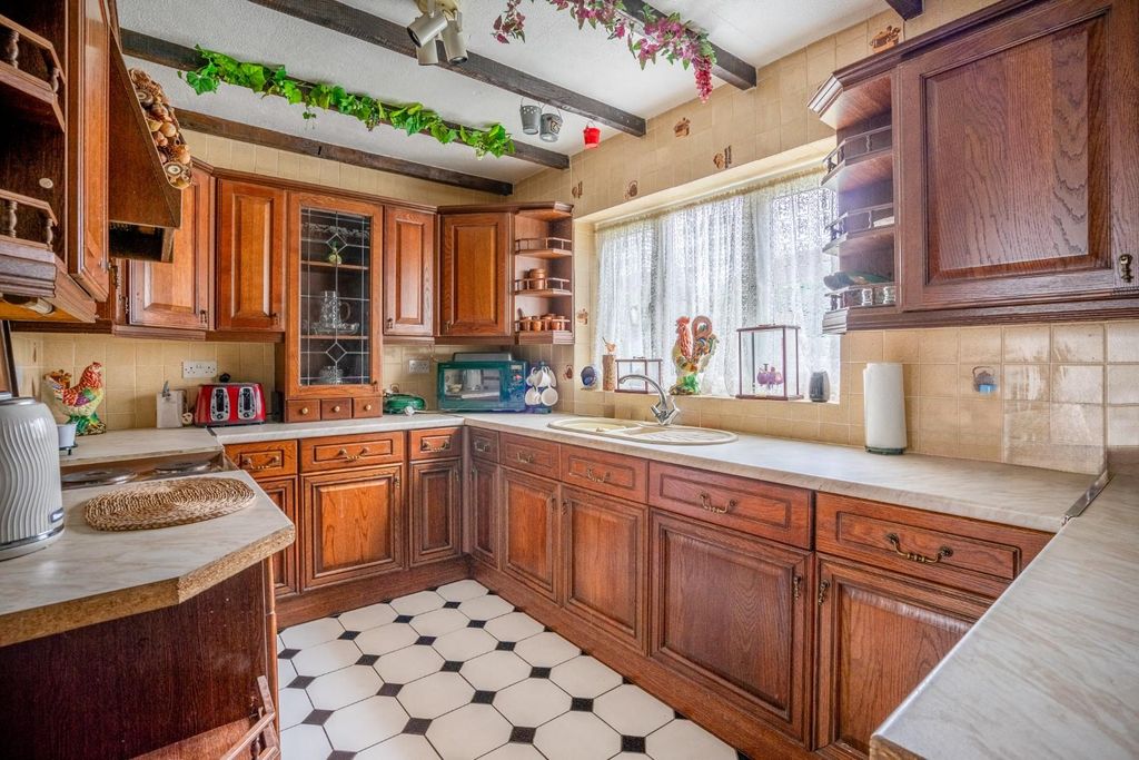 Property photo 3 of 11 Br-19.Jpg