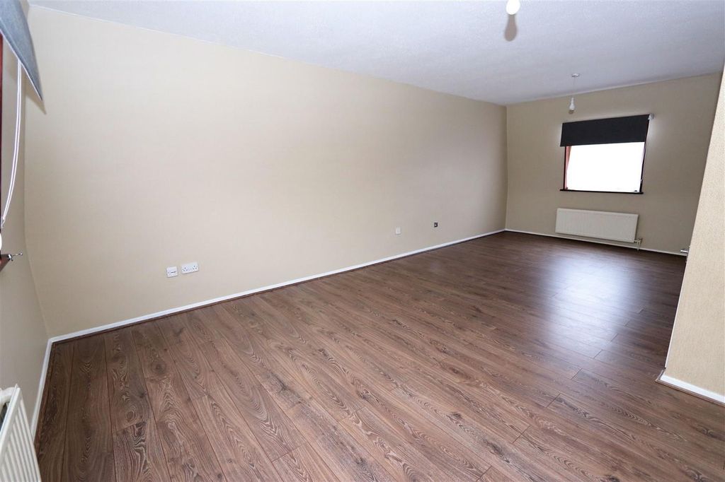 Property photo 2 of 18 Img_0093.Jpg