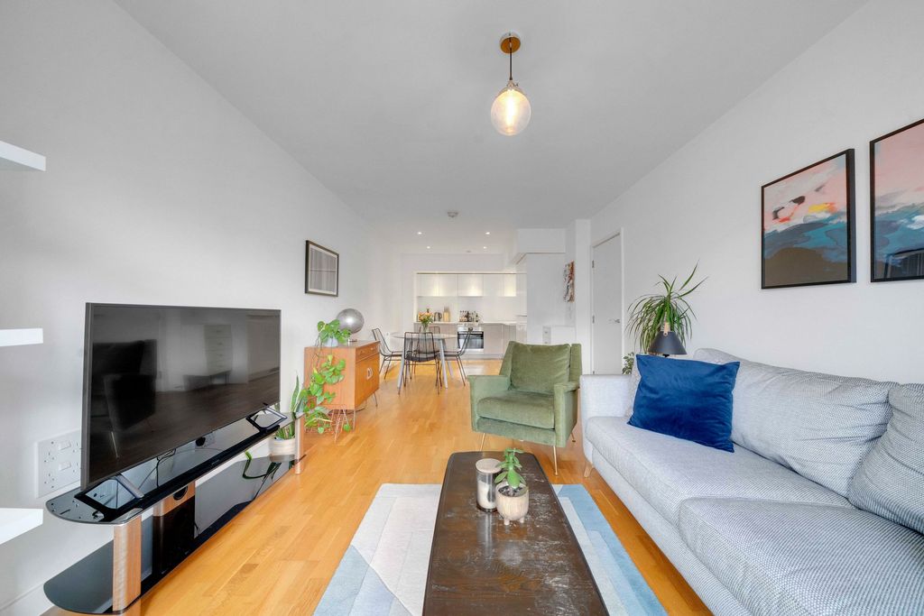 Property photo 2 of 16 Open Plan Reception Room
