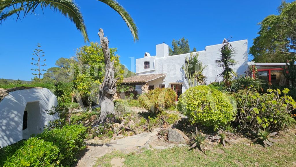 Property photo 2 of 10
