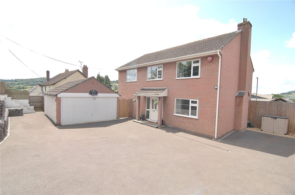 Property photo 1 of 22 Picture No. 07