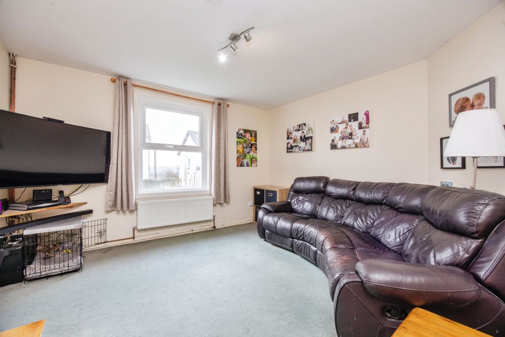 Property photo 3 of 16 Photography