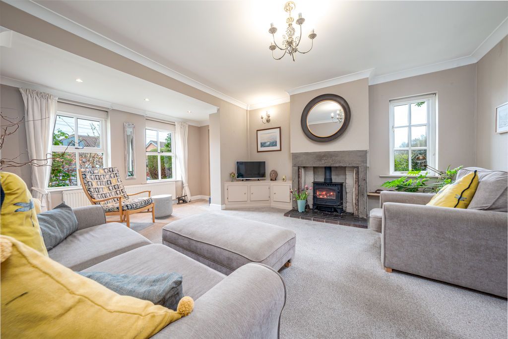 Property photo 3 of 40 Photo 20