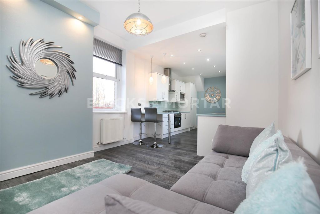 Property photo 1 of 18 Qrupyfgl5Bxewjbiuoeqewqe3Ai.Jpg