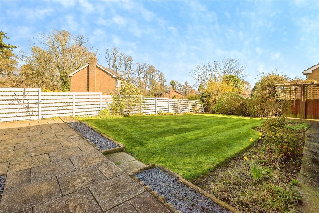 Property photo 2 of 18 Rear Garden