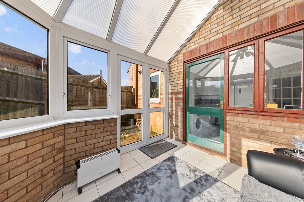 Property photo 2 of 24