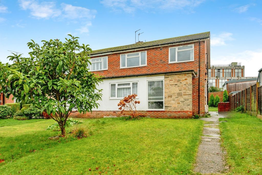 Property photo 1 of 13