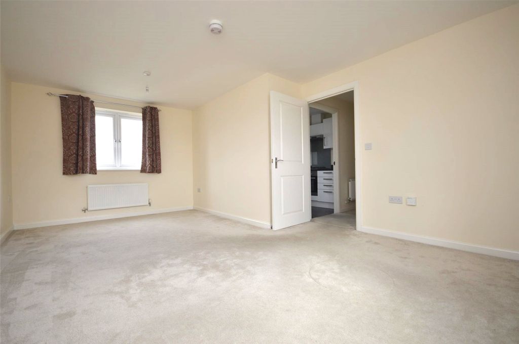 Property photo 2 of 8 Picture No. 05