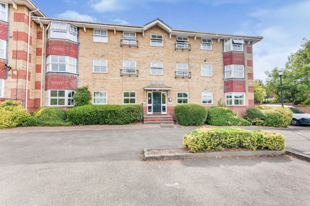 Property photo 1 of 12