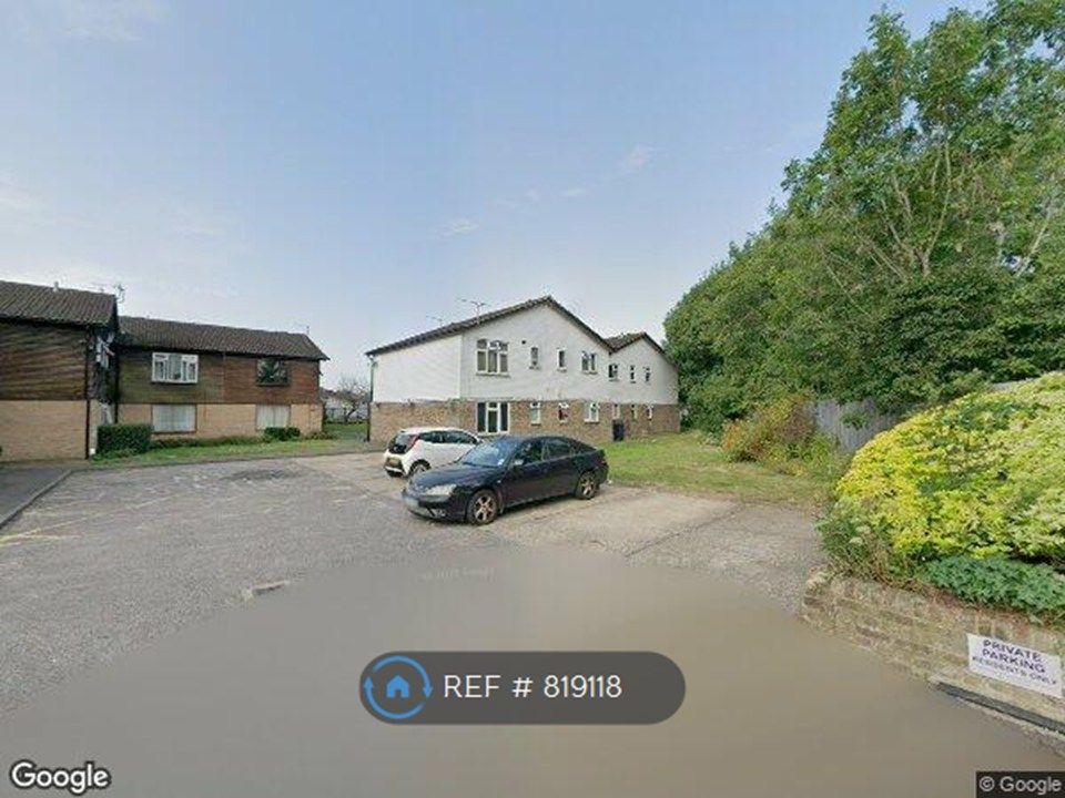 Property photo 1 of 5 Private Allocated Parking