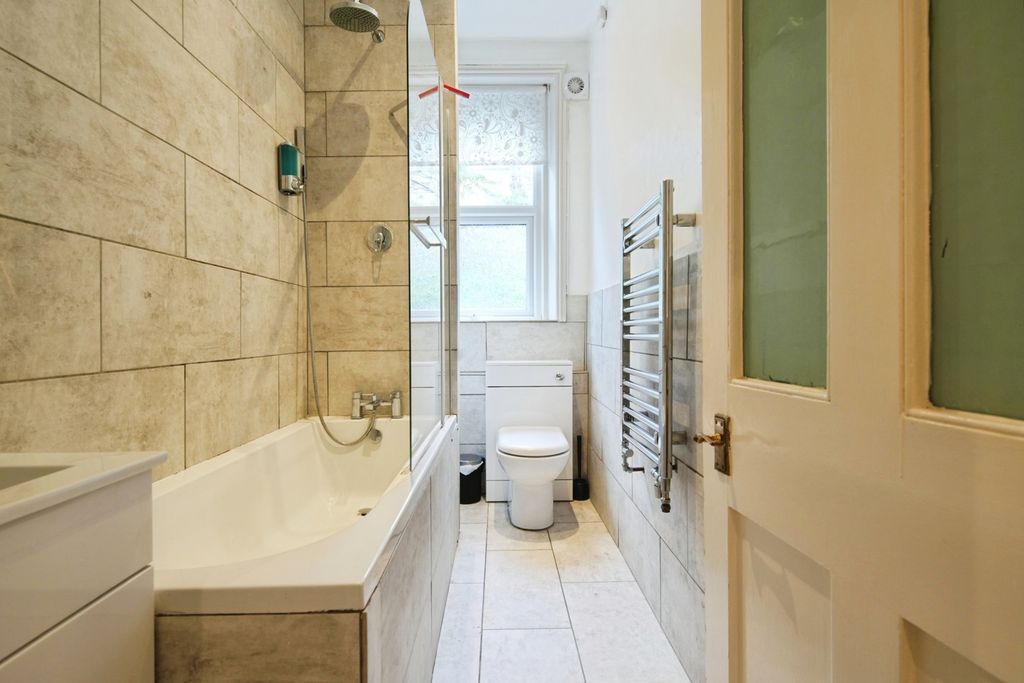 Property photo 3 of 17 Pbox-Img.Jpg